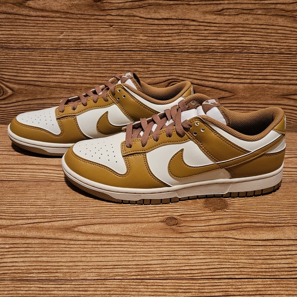 Nike Dunk Low Retro Shoes size 9.5 Pale Ivory / Wheat New - Picture 2 of 10